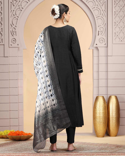 Black Chiffon Readymade Pant Suit For Woman With Chiffon Jacquard Dupatta