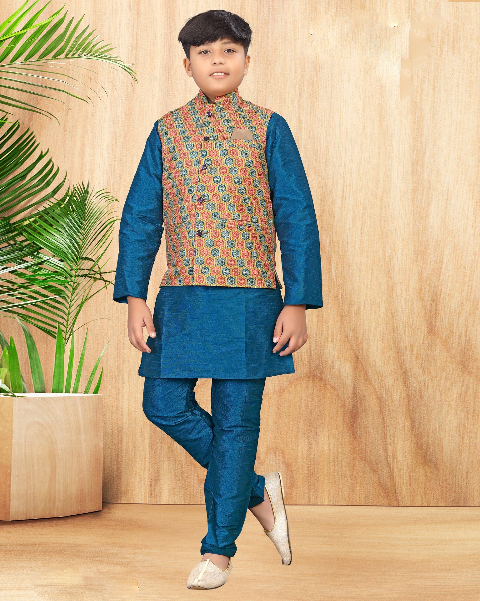 Buy Boys Kurta Pajama in Green with Nehru Jacket – Mumkins